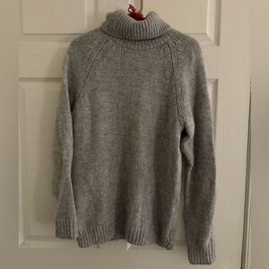 Gap grey sweater